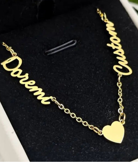 Lovers' Luxe Heart Name Necklace